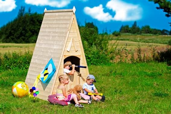 Dětský dřevěný domek M542