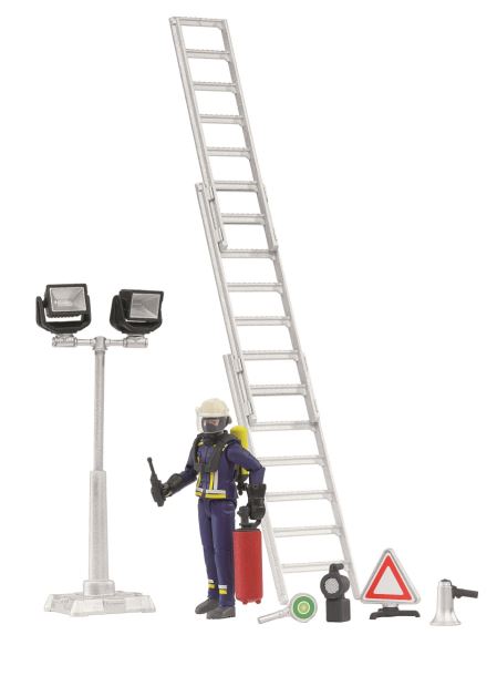 BRUDER - BWORLD Figurka hasič se žebříkem a příslušenstvím